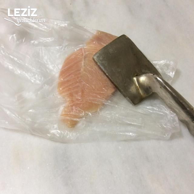 Soyalı Ispanaklı Tavuk Göğüs Rulo