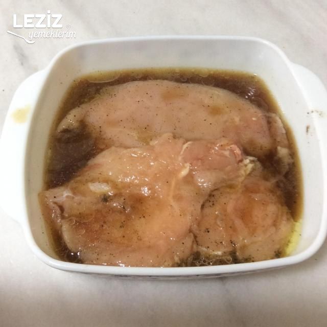 Soyalı Ispanaklı Tavuk Göğüs Rulo