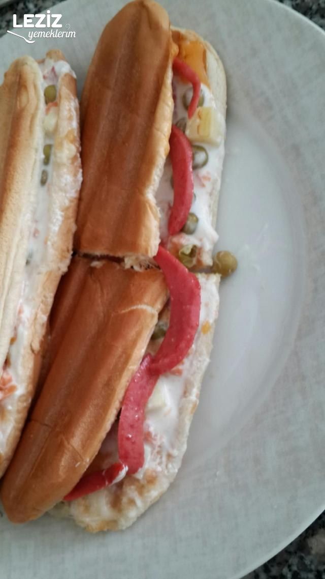 Ayvalık Tostu Tarifi