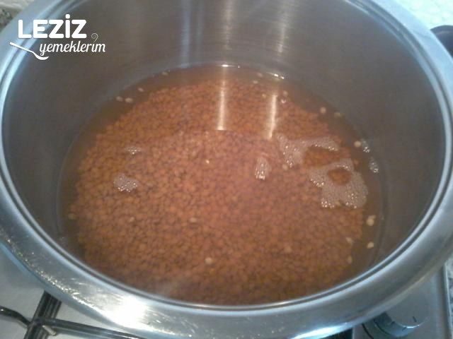 Bulgurlu Mercimek Pilavı (Değişik Lezzet Arayanlara)