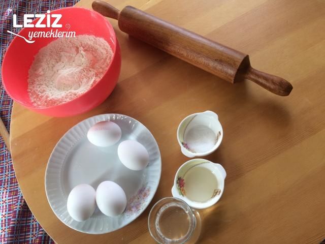 Su Böreği Yapımı (Aşama Aşama Anlatımıyla)