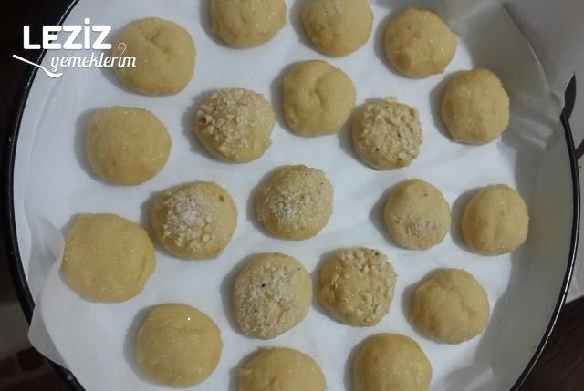 Anne Kurabiyesi Nasıl Yapılır