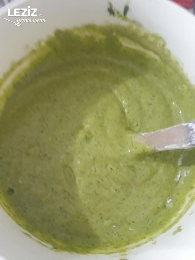 Ispanaklı Pasta (Tam Ölçülü)