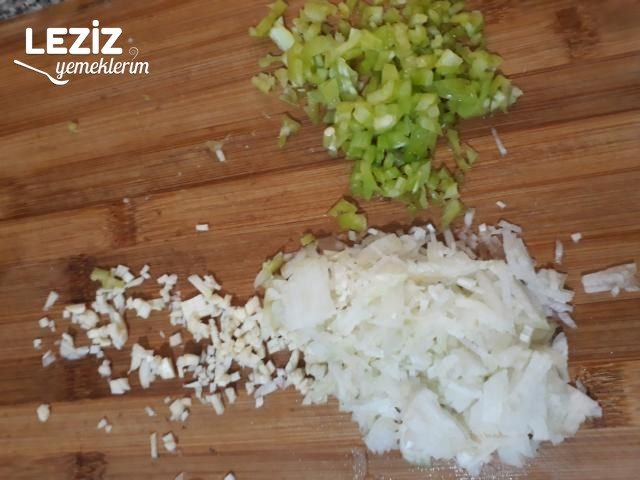 Ratatuy Tarifi (Çok Pratik)