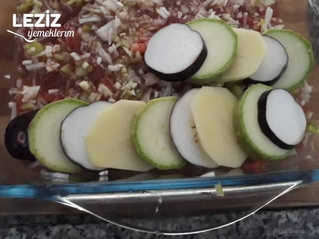 Ratatuy Tarifi (Çok Pratik)