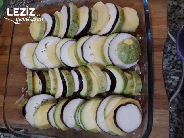 Ratatuy Tarifi (Çok Pratik)