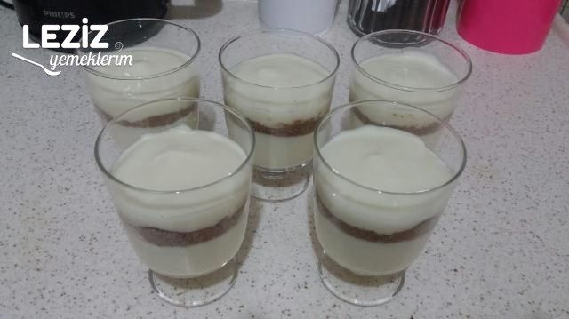 Şeftalili Muhallebi Tatlısı