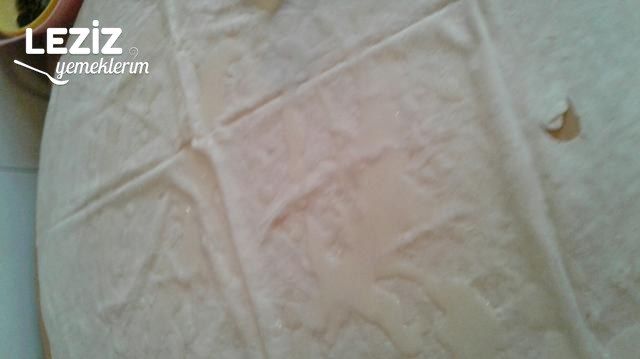 Ispanaklı Börek Nasıl Yapılır (Tüm Aşama Fotolarıyla)