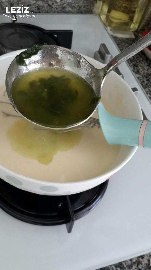 Terbiyeli Ispanak Çorbası