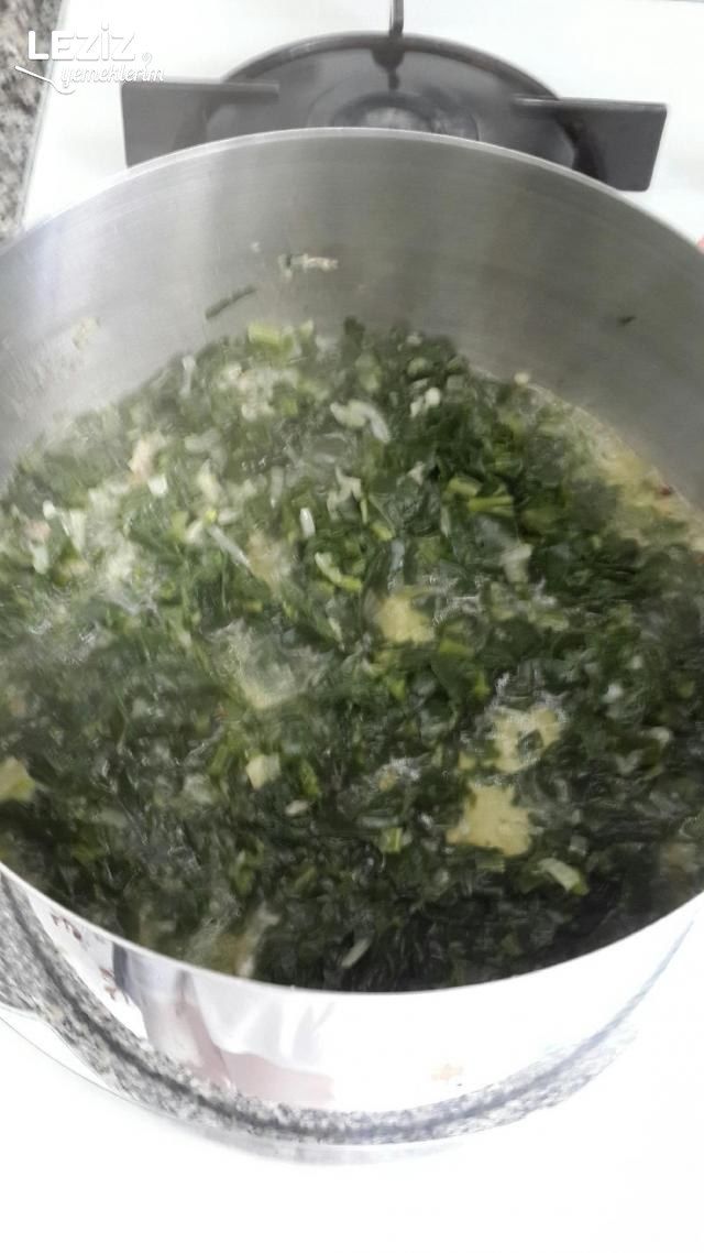 Terbiyeli Ispanak Çorbası