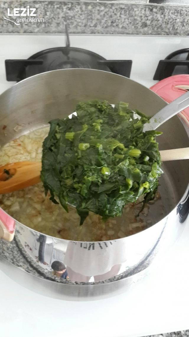 Terbiyeli Ispanak Çorbası