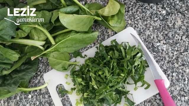 Ispanaklı Dolama Börek Tarifi