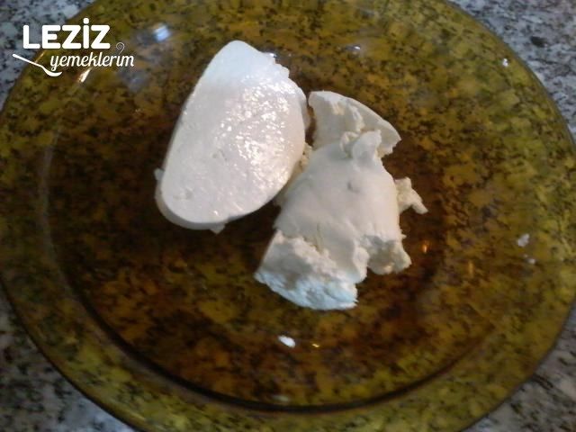 Şekerli Semsek  Böregi Harcı Tarifi