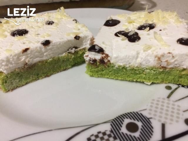 Ispanaklı Yaş Pasta Tarifi Leziz Yemeklerim