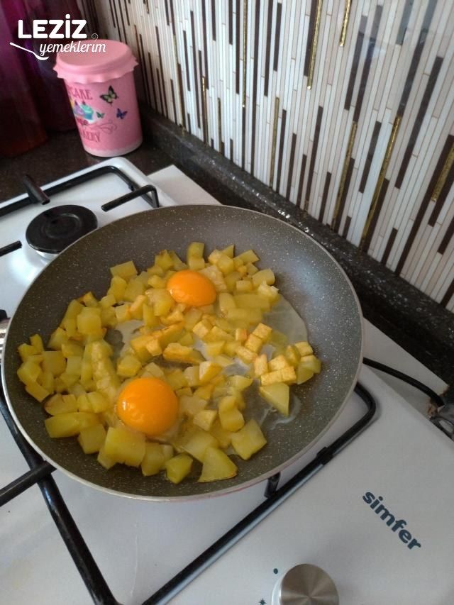 Kahvaltılık Patatesli Yumurta