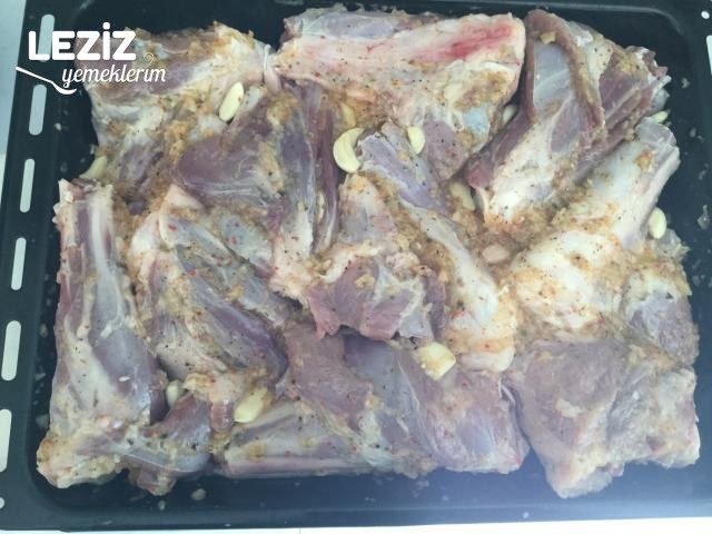 Fırında Kuzu İncik Tarifi