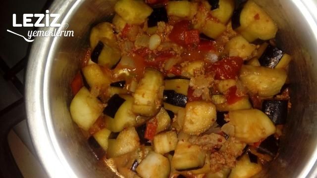 Kıymalı Patlıcan Yemeği