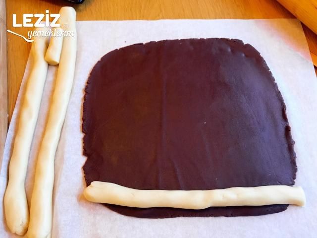 Nefis İki Renkli Rulo Kurabiye