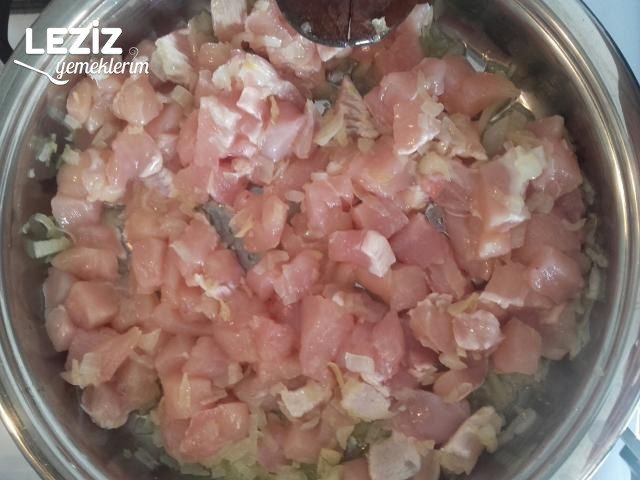 Köri Soslu Kremalı Tavuk Sote