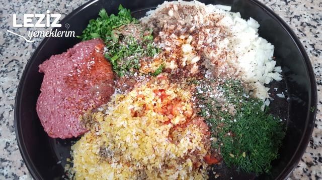 Sarımsaklı Etli Biber Dolması (Favoriniz Olacak)