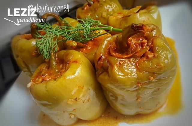Sarımsaklı Etli Biber Dolması (Favoriniz Olacak)