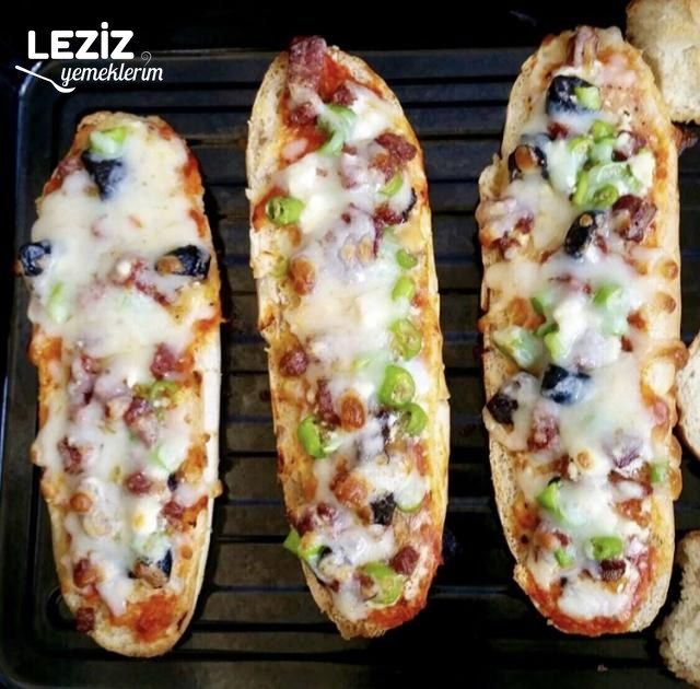 Sandviç Ekmeğinde Kolay Pizza