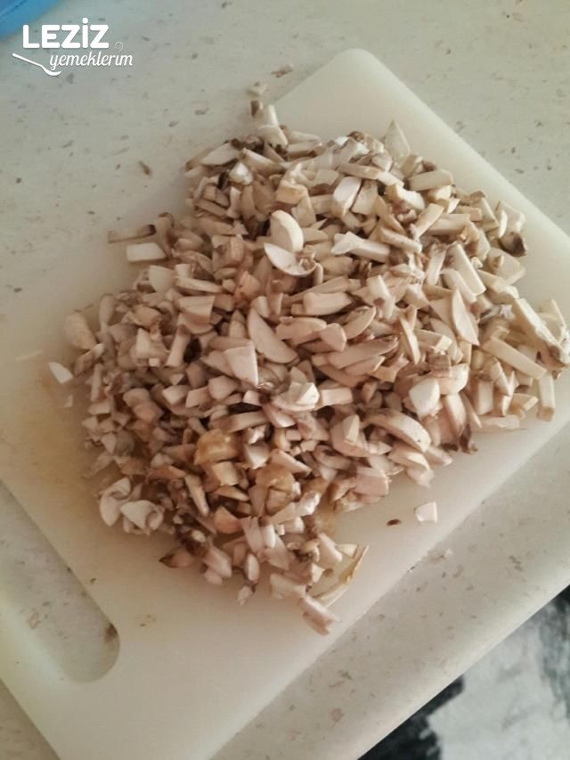 Kremasız Mantar Çorbası