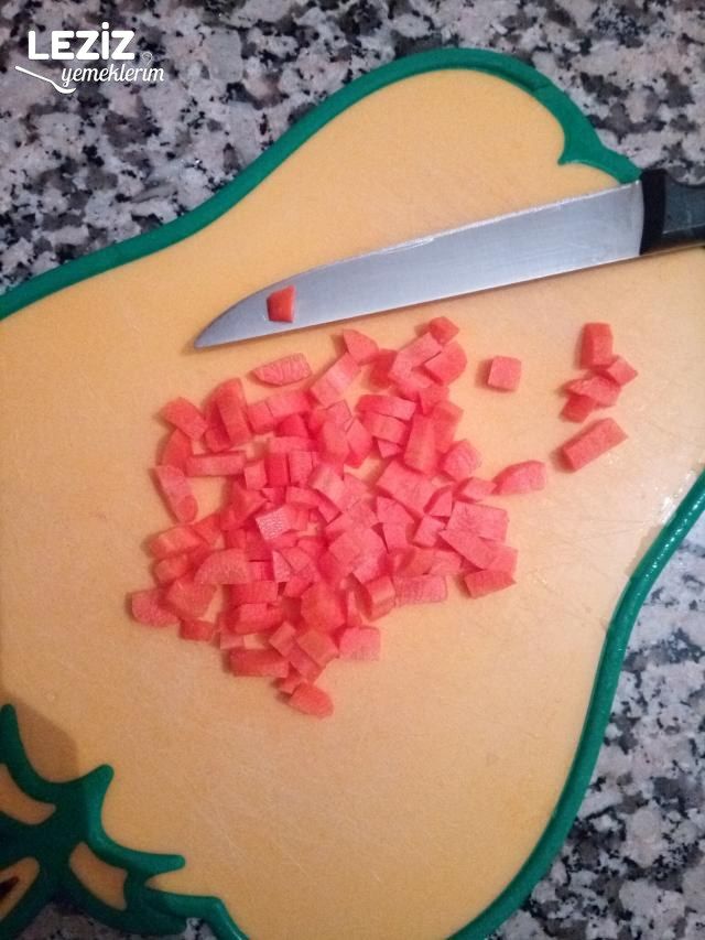 Sebzeli Bol Vitaminli Mercimek Çorbası