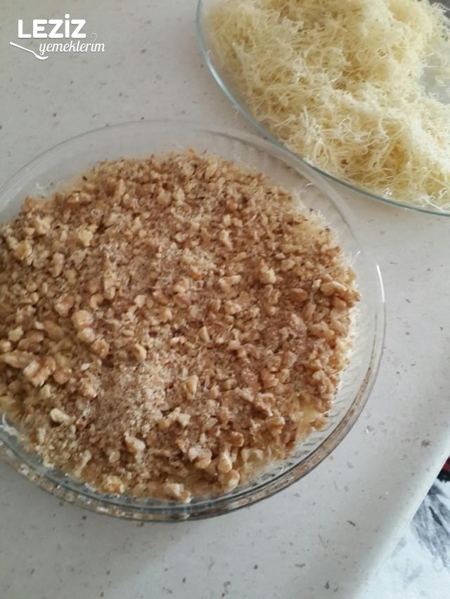 Borcamda Bol Cevizli Kadayıf Tatlısı