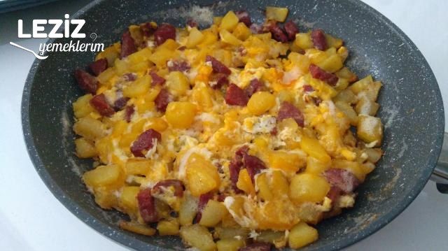 Patatesli Sucuklu Yumurta