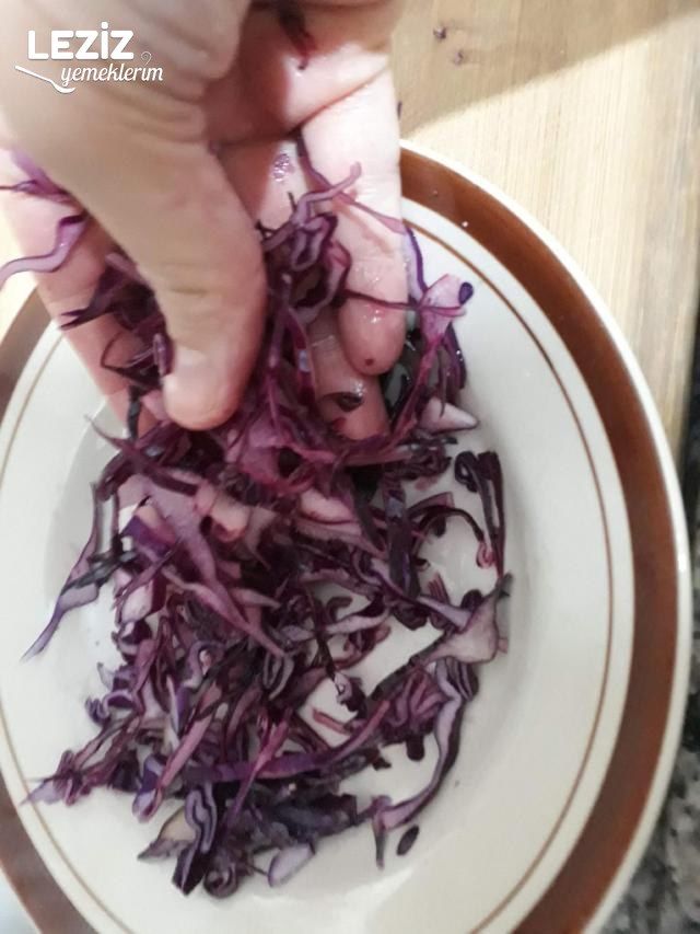 Kaşar Peynirli Restaurant Salatası