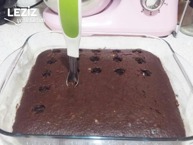 Muhallebi Dolgulu Nefis Kek Tarifi