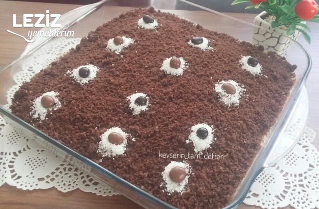 Muhallebi Dolgulu Nefis Kek Tarifi