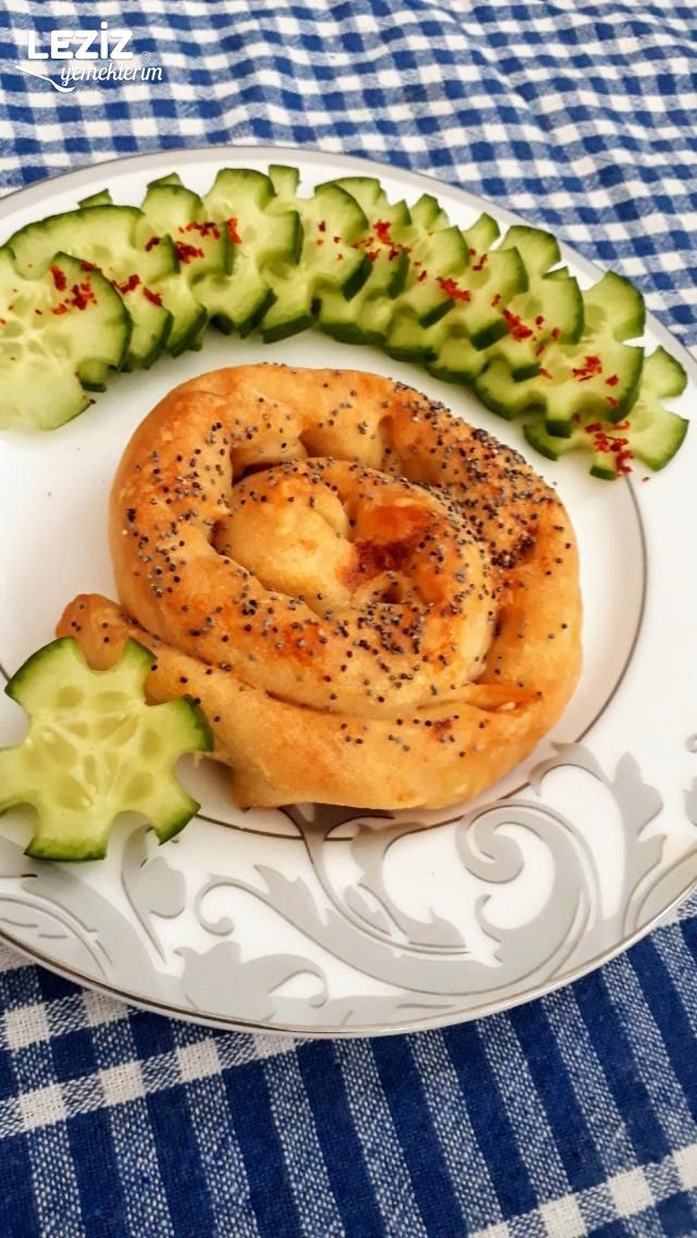 El Açması Peynirli Çıtır Gül Böreği