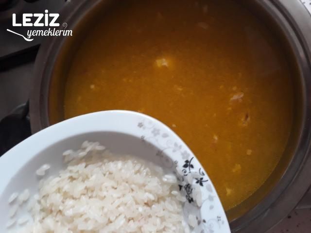 Tavuk Suyu Çorba Tarifi