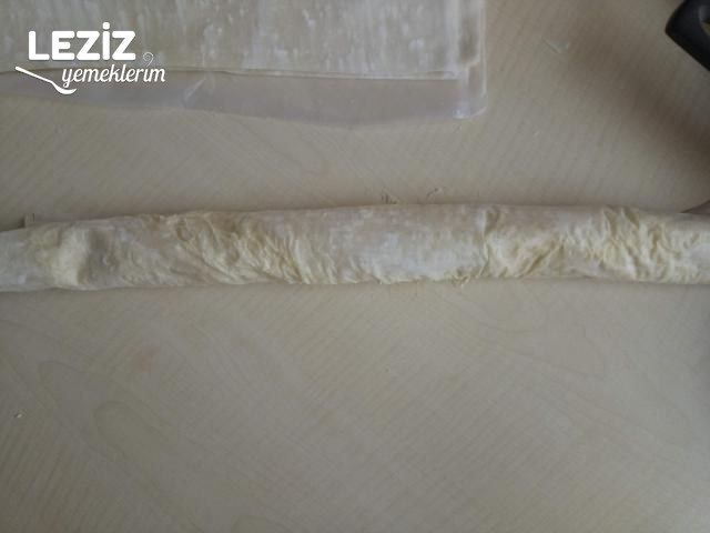 Baklava Yufkasından Çıtır Börek Tarifi