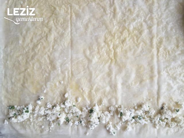 Baklava Yufkasından Çıtır Börek Tarifi