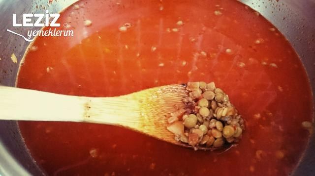 Erişteli Yeşil Mercimek Çorbası