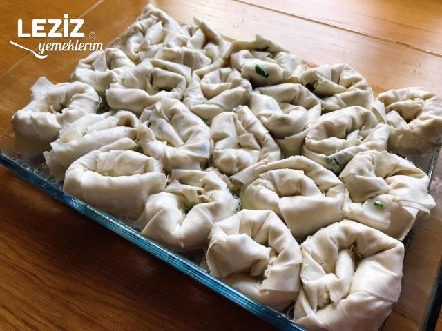 Sodalı Gül Böreği (Tam Lezzetinde)