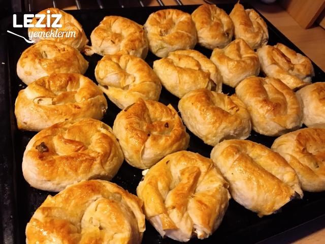 Sodalı Gül Böreği (Tam Lezzetinde)