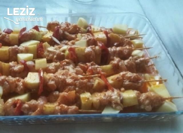 Fırında Nefis Tavuk Şiş