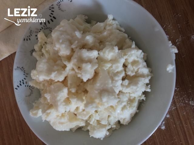 Su Böreği Nasıl Yapılır? (Tüm Aşama Fotoğrafları)