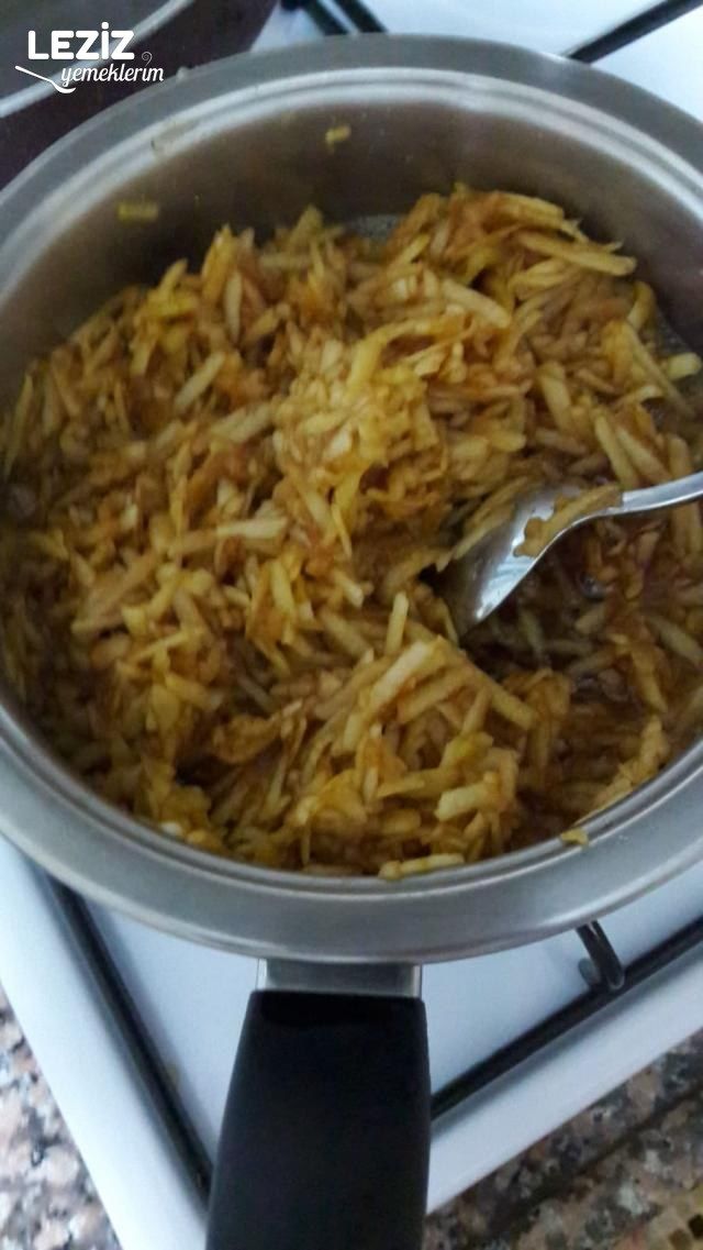 Elmalı Kurabiye (Limonluk İle)