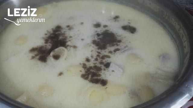 Yoğurtlu Makarna Mantısı