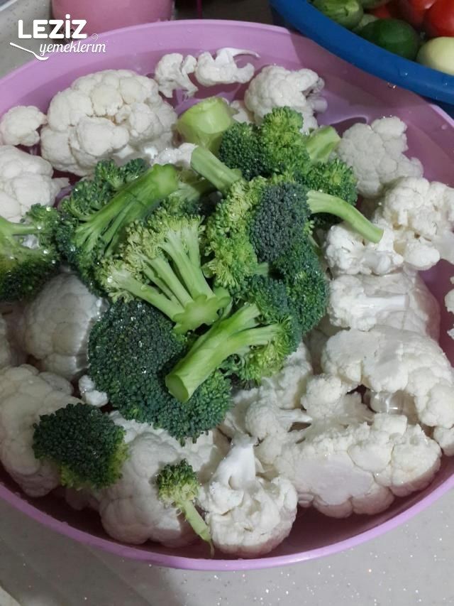 Karnabahar Brokoli Turşusu