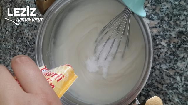 Yaş Pasta (Ev Yapımı Pasta)