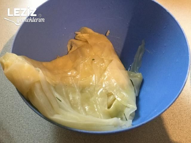 Zeytinyağlı Lahana Sarması Tarifi