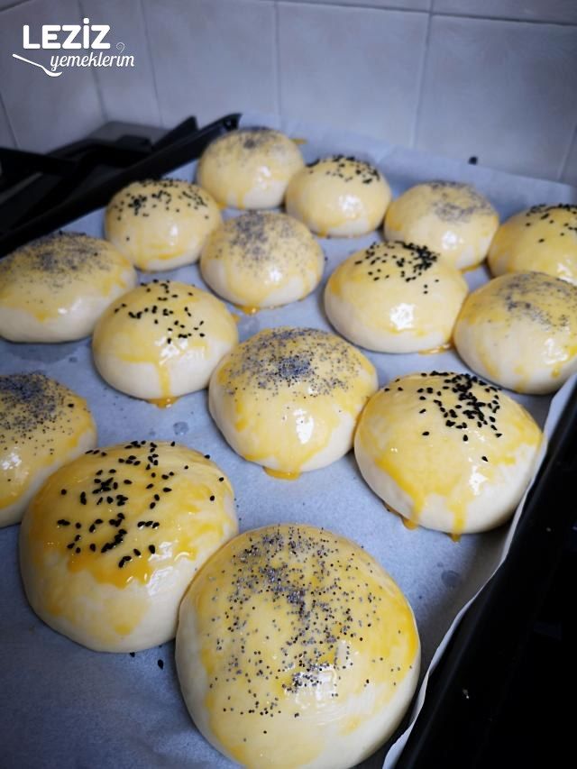 Nutellalı Sıvı Yağlı Pastane Poğaçası