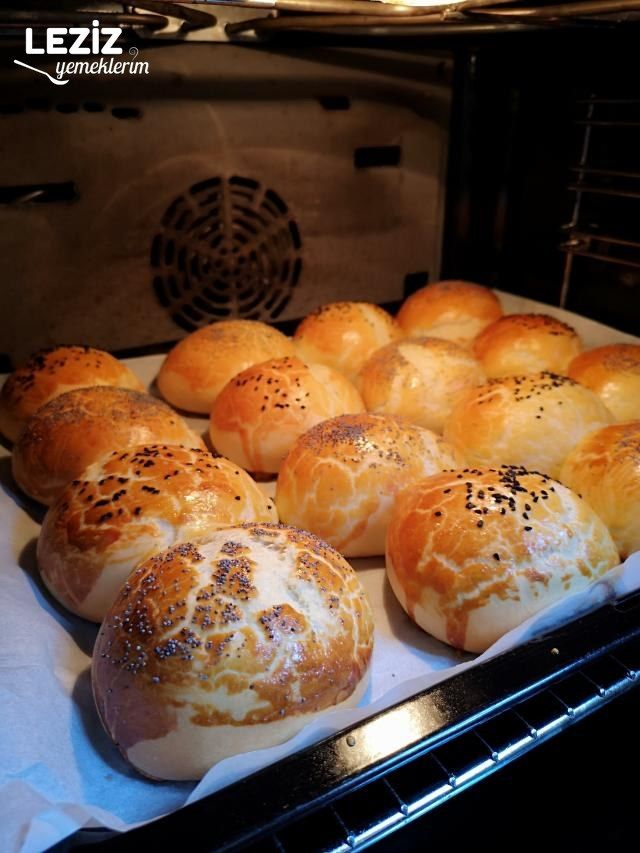 Nutellalı Sıvı Yağlı Pastane Poğaçası