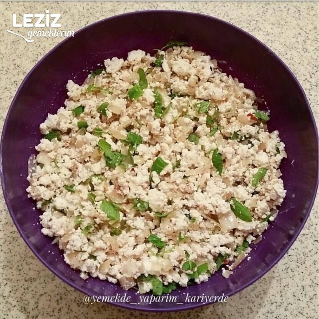 Lor Peynirli Sıkma (Adana Mutfağı)